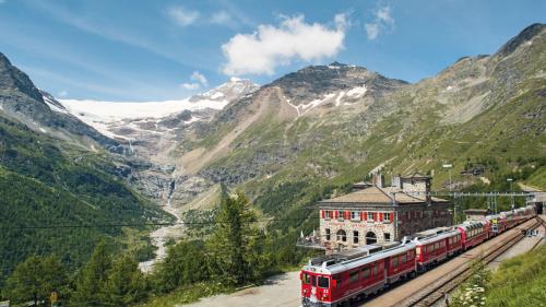 Von der Alp Grüm (Bild) soll die Zipline nach Cavaglia führen. Foto: www.swiss-image.ch