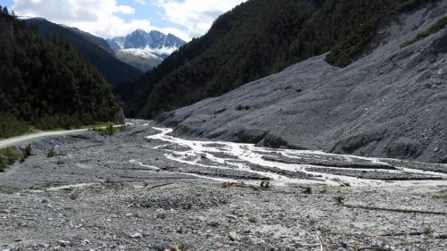 Las strasoras da la fin dal mais lügl han pisserà per üna situaziun instabila illa Val S-charl (fotografia: Annatina Filli).