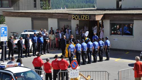 Feierliche Zeremonie auf dem Dach des Parkhauses Serletta.