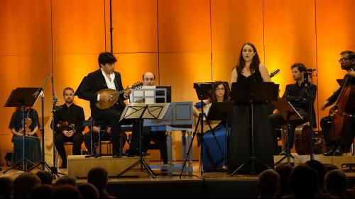 Der Mandolinenspieler Avi Avital und die Sängerin Nuria Rial konzertierten mit dem Kammerorchester Basel. 