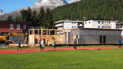 Für viele Leichtathleten ist noch Hochsaison. Doch Teile der Infrastruktur werden bereits abgebaut.