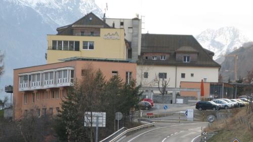 L’Ospidal a Scuol es ün dals partenaris dal Center da sandà Engiadina Bassa. Uossa vain pro eir la Chasa Puntota (fotografia: Benedict Stecher).