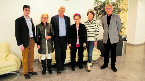 Der Vorstand von Opera Engiadina (von links): Francesco De Vecchi, Miriam Parolini, Claudio Danuser, Corina Peter, Nicole Kündig und Riet Grass. Foto: z.Vfg.