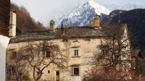 Die Casa Guberto am östlichen Dorfrand von Soglio soll bald umgebaut werden. 