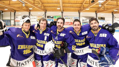 Fünf Spieler des CdH Engiadina haben am Samstag die letzte Partie bestritten. Den Rücktritt erklärt haben: Mario Siegenthaler, Andri Riatsch, Domenic Bott, Domenic Tissi und Domenique Campos (Foto: Marco Ritzmann).