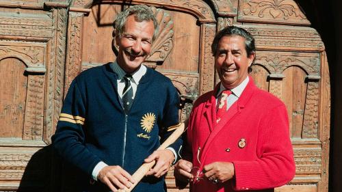 Der frühere Kurdirektor Hanspeter Danuser und Vico Torriani. Fotograf unbekannt/Dokumentationsbibliothek St. Moritz