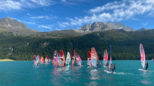 Nur am Donnerstag konnten Regatten-Rennen auf dem Silvaplanersee stattfinden.		 Foto:Denise Kley