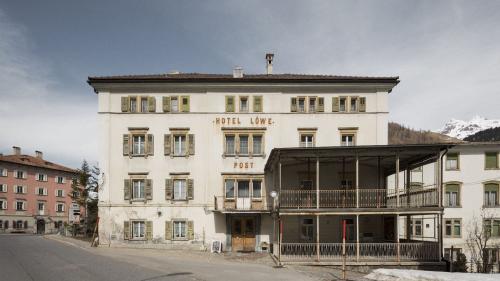 Das Hotel Löwen in Mulegns. Foto: Bejamin Hofer Fotografie