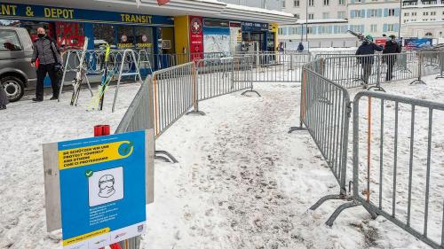 Den Bergbahnen dürfte über die Festtage ein beträchtlicher Teil des Umsatzes verloren gehen. Foto: Daniel Zaugg