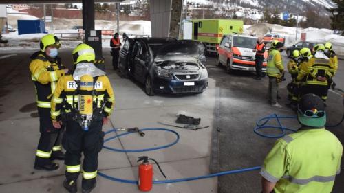 Der Brand konnte mit wenigen und einfachen Mitteln sehr schnell gelöscht werden (Foto: Kantonspolizei Graubünden)