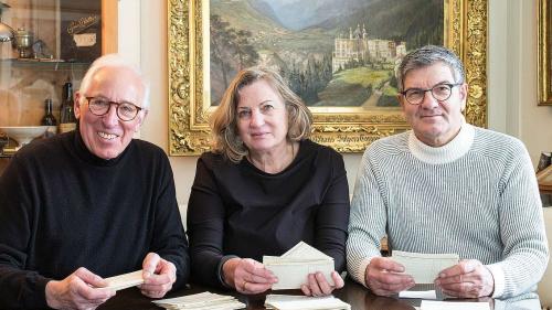 Die Herausgeber des Buches: Rolf Zollinger, Andrea Kühbacher, Lois Hechenblaikner (von links). 		Foto: z. Vfg