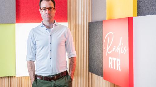 Nicolas Pernet es tuornà in terra rumantscha sco directer da RTR (fotografia: RTR).