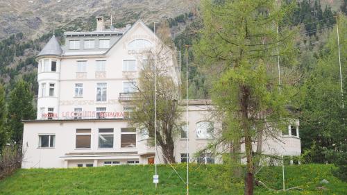 Das Pontresiner Hotel «La Collina», wie es sich aktuell präsentiert.         Foto: Marie-Claire Jur