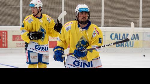 Ducoli (St.Moritz) sorgte für den zwischenzeitlichen Ausgleich zum 1:1.  Foto: Reto Stifel