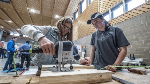 Das Bauhauptgewerbe sowie andere handwerkliche Berufssparten sorgen sich um den Nachwuchs.
Foto: Danile Zaugg