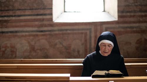 Sr. Pia, ehemalige Priorin des Klosters St. Johann in Müstair, wird am 22. November 90 Jahre alt. Foto: Mayk Wendt