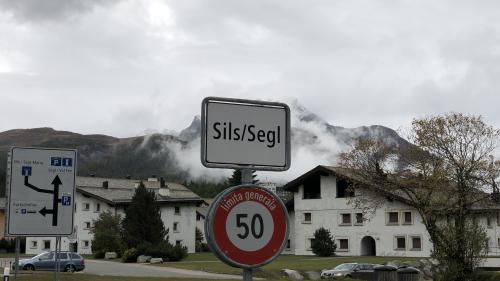 Keine Steuersenkung in Sils. Die Stimmberechtigten lehnten sie an der Gemeindeversammlung vom 3. Dezember klar ab.