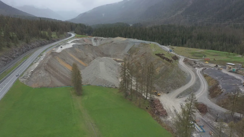 La deponia Bos-chetta Plauna a S-chanf dess gnir ingrandida ed uzeda per 15 meters (fotografia: RTR).