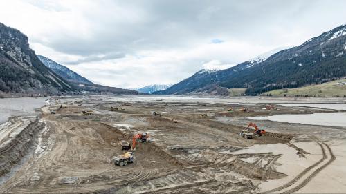 Eindrückliche Grossbaustelle am Reschenpass.  Foto: Mayk Wendt