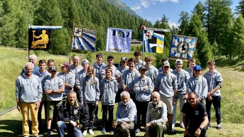 Die Südbündner  Jugend interessiert der Schiesssport, wie das Foto vom Bezirksfinal der Jungschützen im 2023 zeigt. Foto. z.Vfg