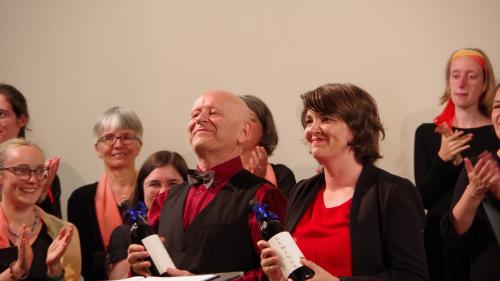 Die zufriedenen Co-Dirigenten Stefan Albrecht und Katharina Jud nach getaner Arbeit. Foto: Jürg Keller