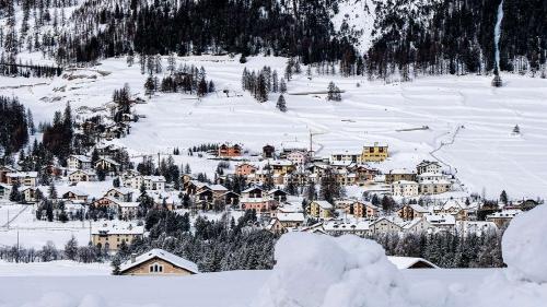 La Punt in Richtung Albulapass. Archivfoto: Jon Duschletta